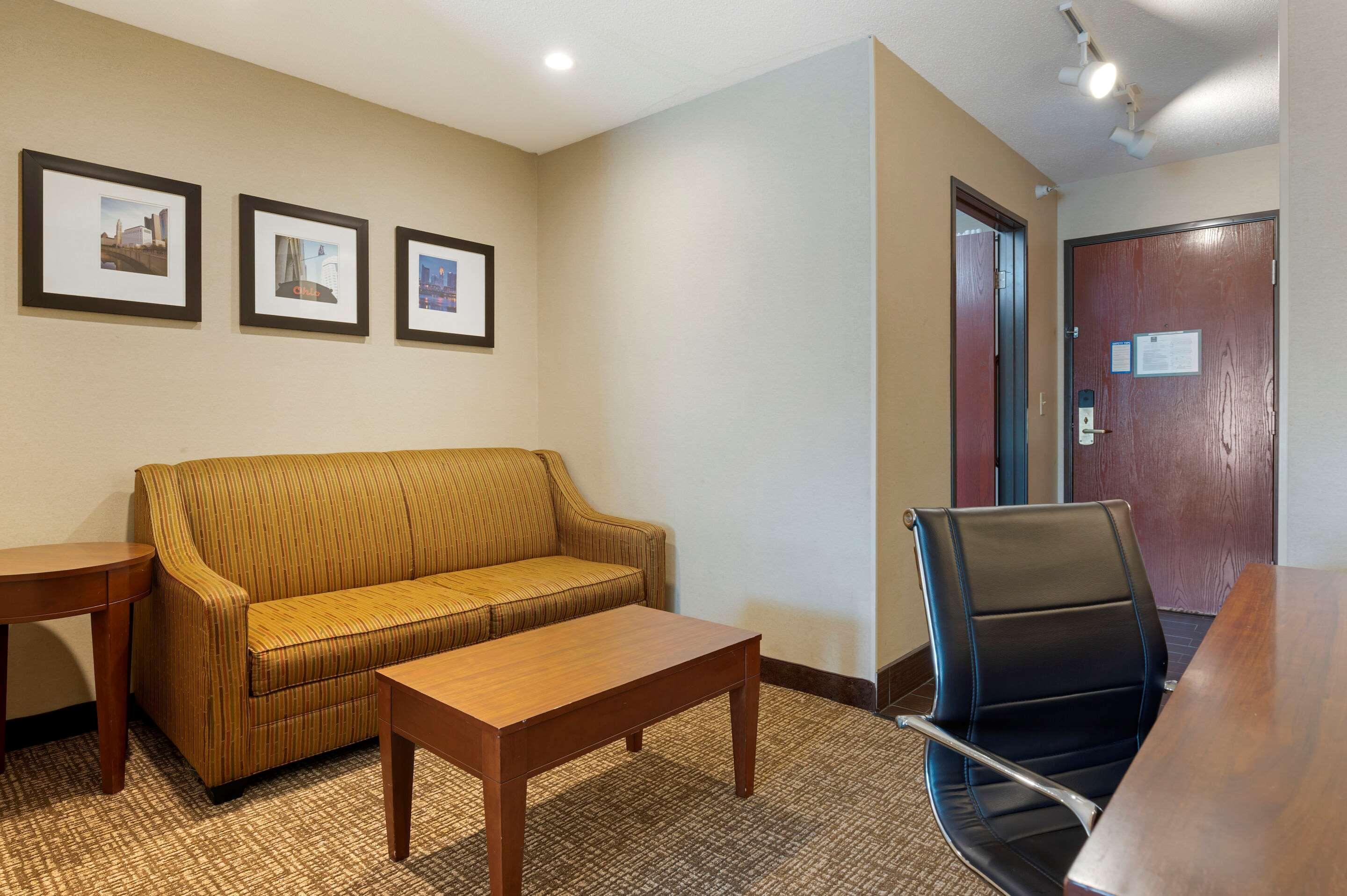 Comfort Inn Pickerington Exterior photo